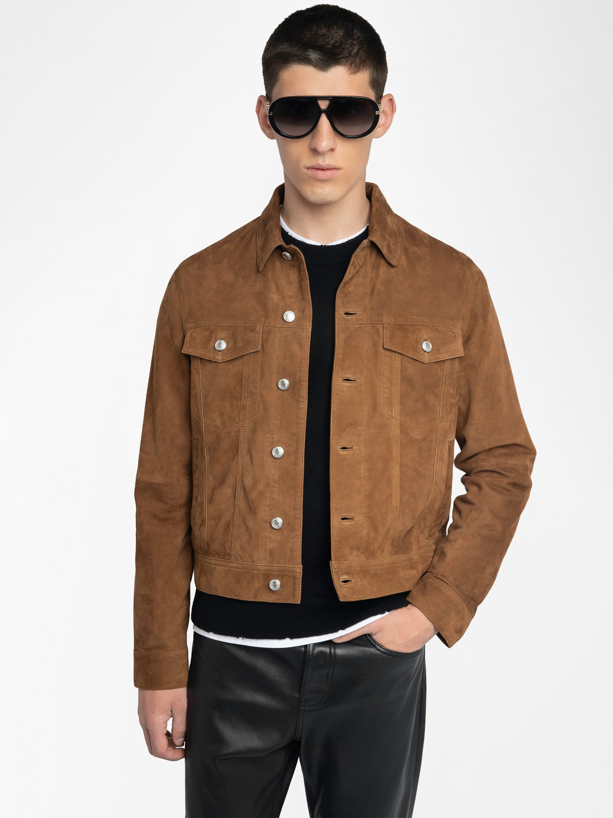 Bases Suede Leather Jacket - Suede jacket with embossed wings on the back, long sleeves and button closure.